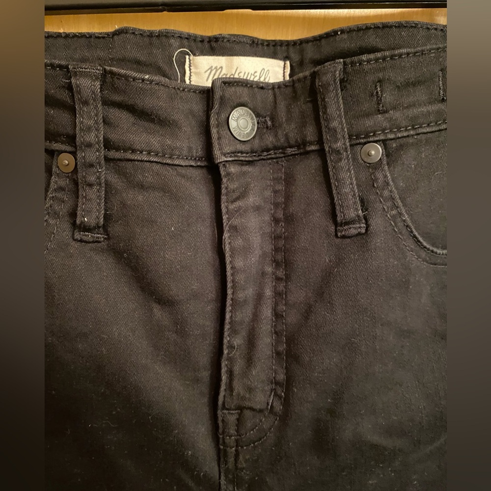 Maxwell Curvy High Rise Skinny Jean- Blk 28 - Picture 5 of 7